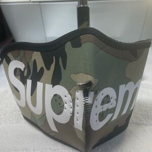 Supreme WINDSTOPPER Facemask